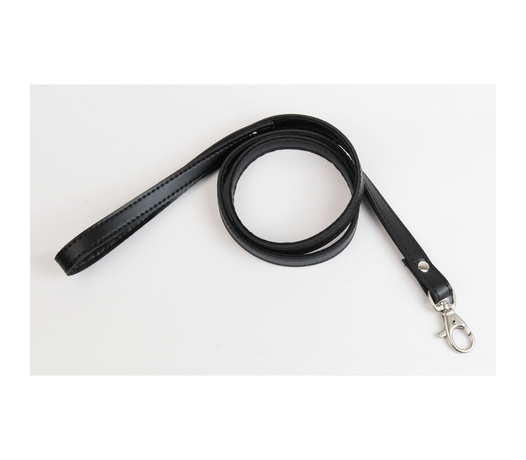 Love in Leather Lead Black