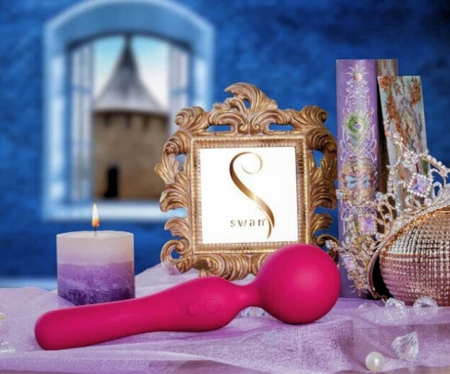 The Swan Sceptre Wand Vibe
