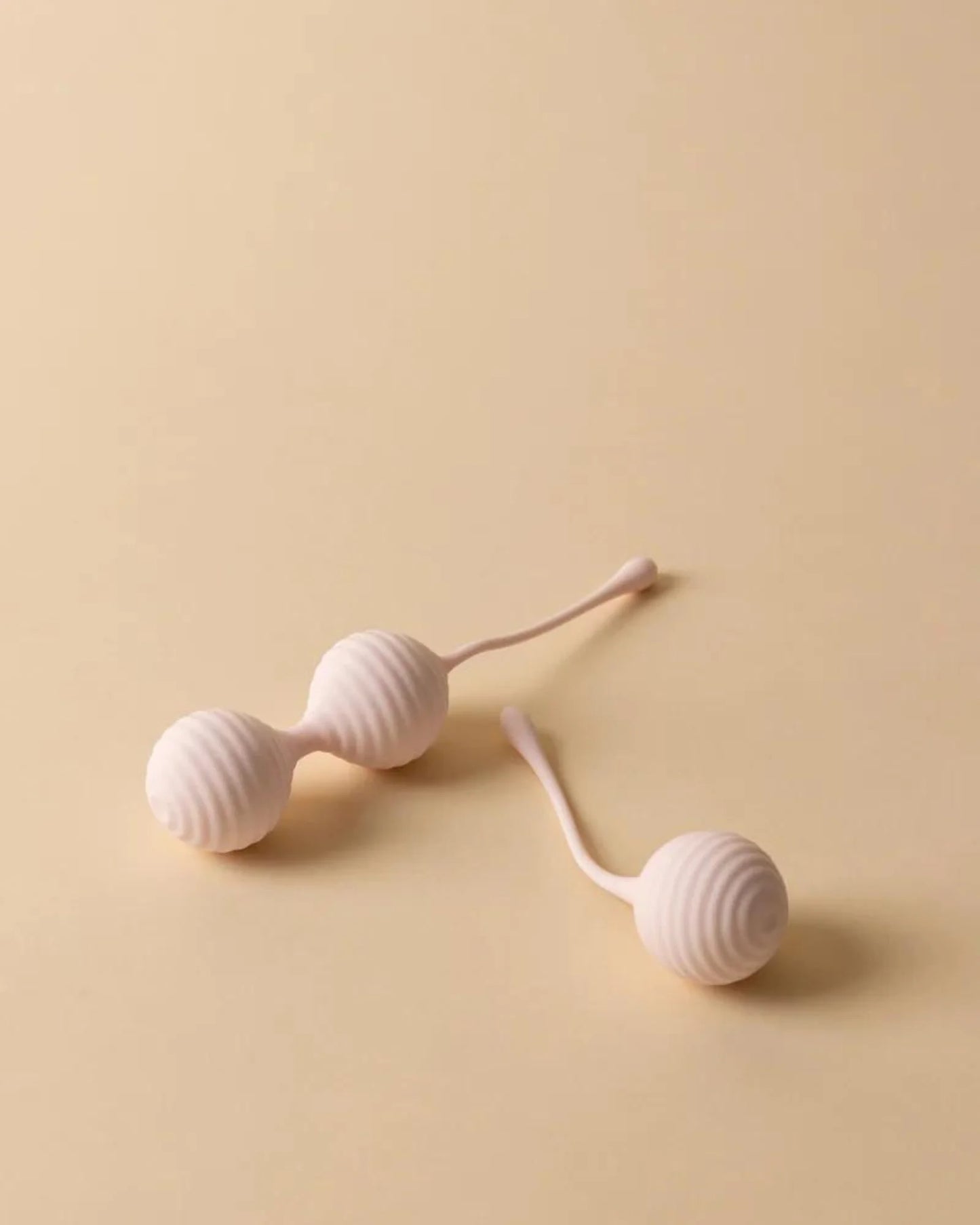 AAH PAR FEMME Kegel Balls